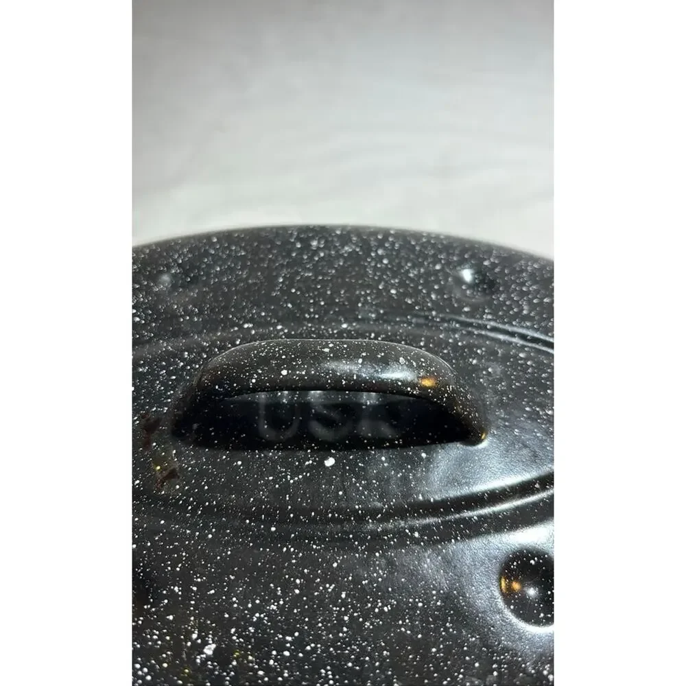 Vintage Graniteware Oval Roasting Pan with Lid